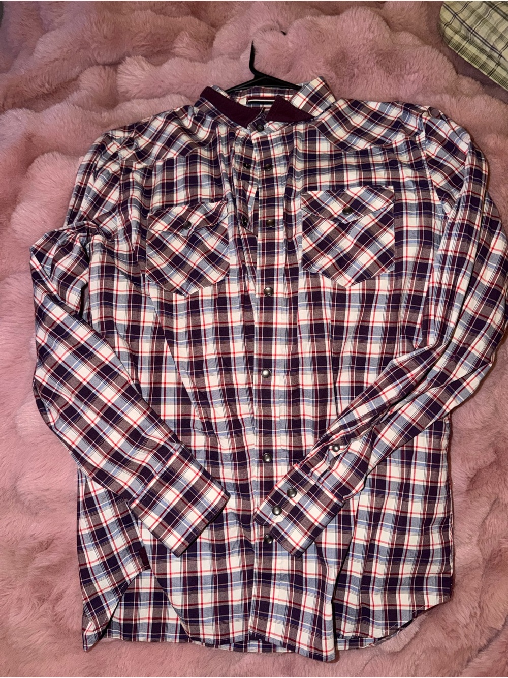 Banana Republic Plaid Button Down in Red, purple & White